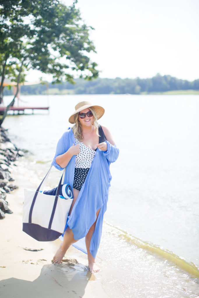 5 Comfy And Chic Plus Size Travel Outfit Ideas