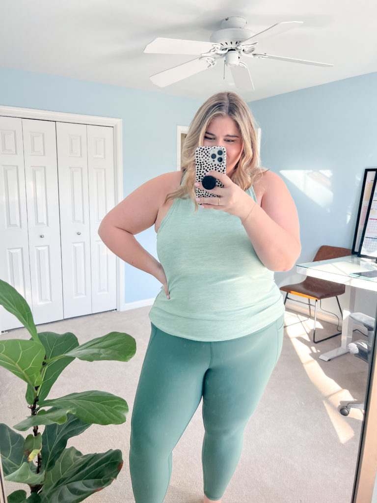 4 Plus Size Pieces You Need from Old Navy This Spring 