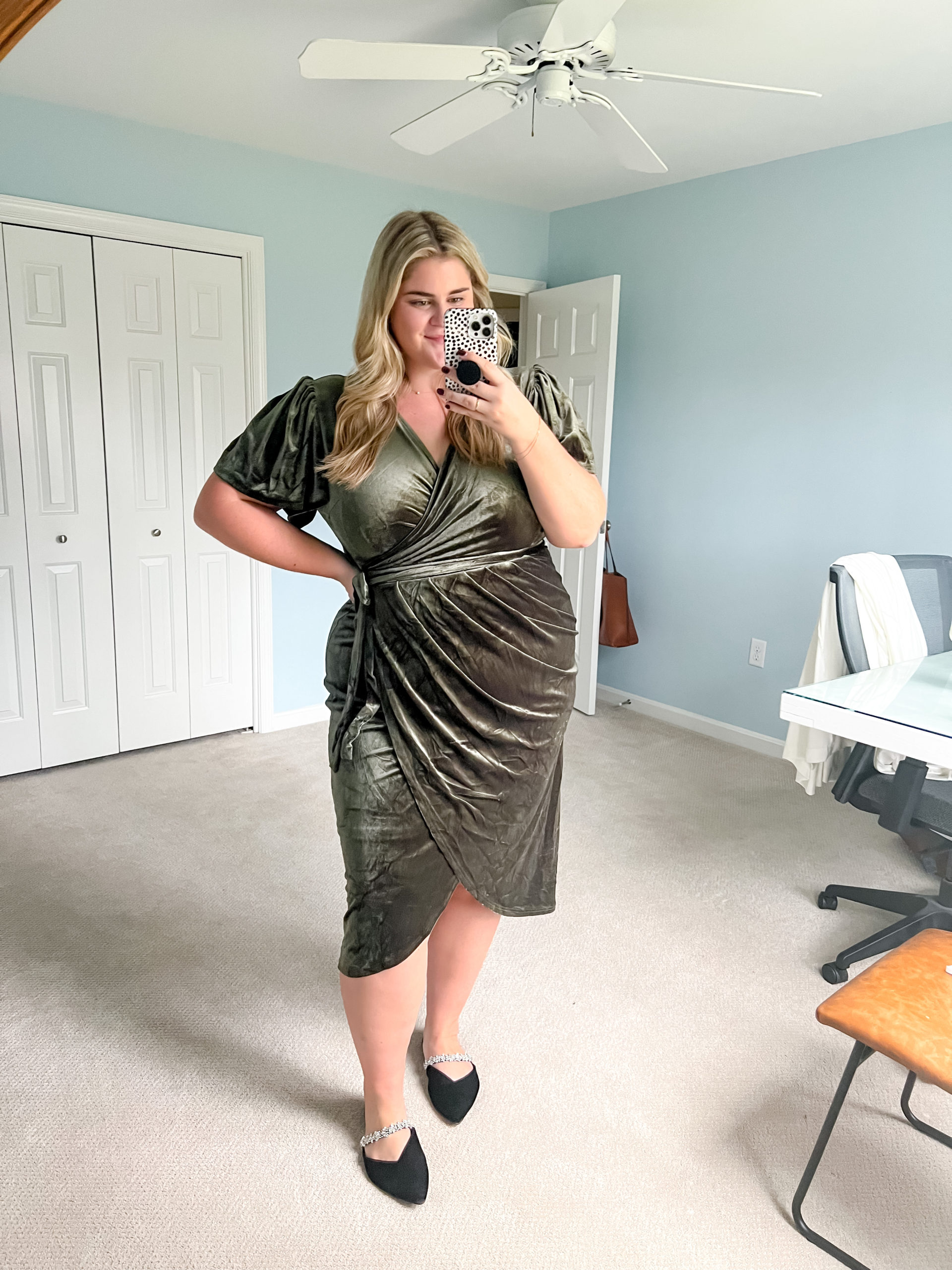 Plus Size Holiday Outfit Ideas: Top 10 Festive Favorites