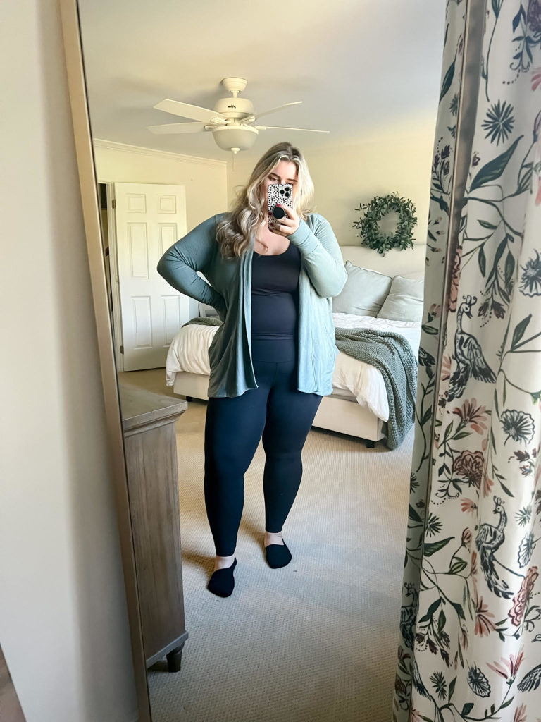 12 Plus Size Leggings Outfits You Should Try This Year - www